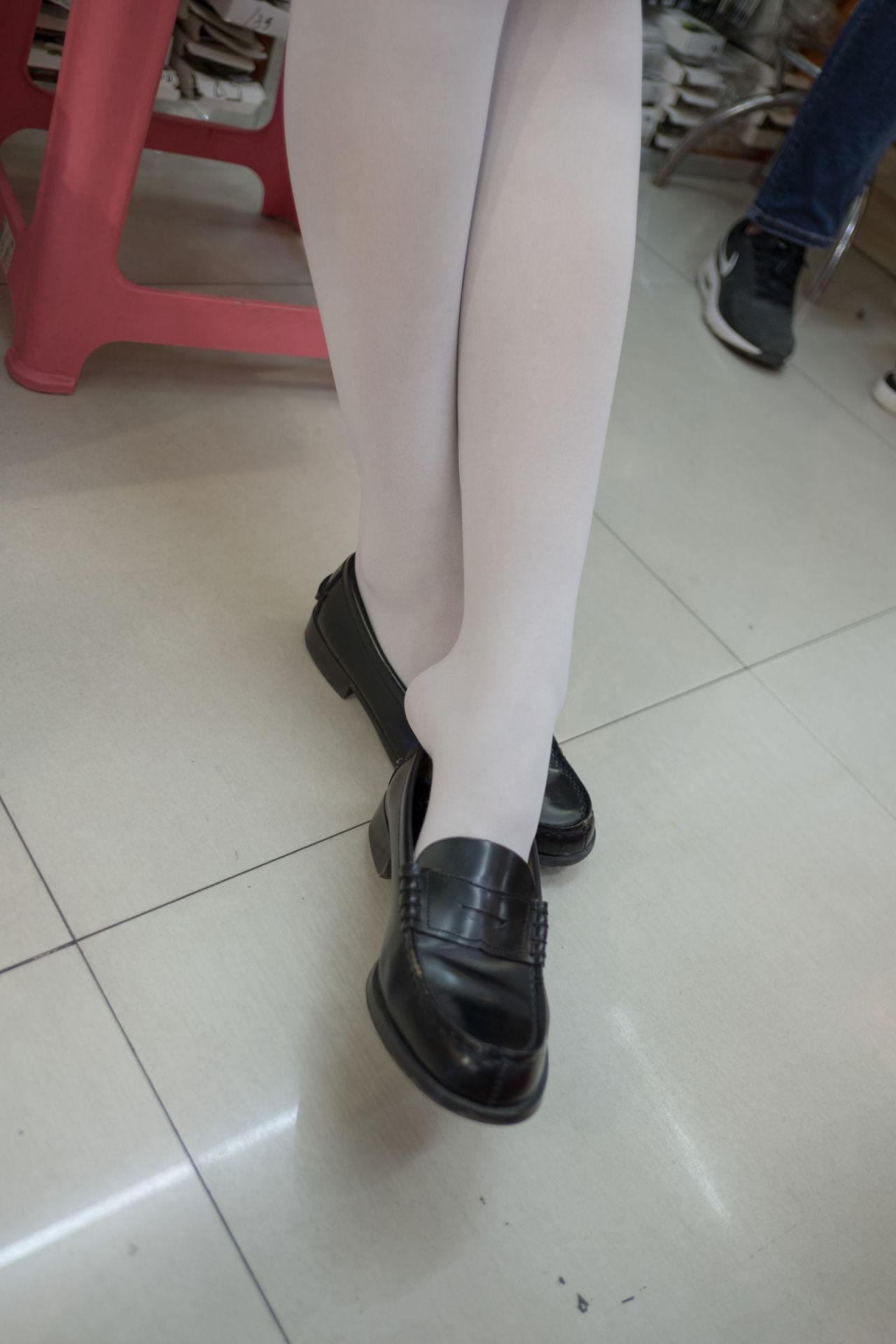 [森萝财团] BETA-017 JK白丝美足 萝莉丝袜写真